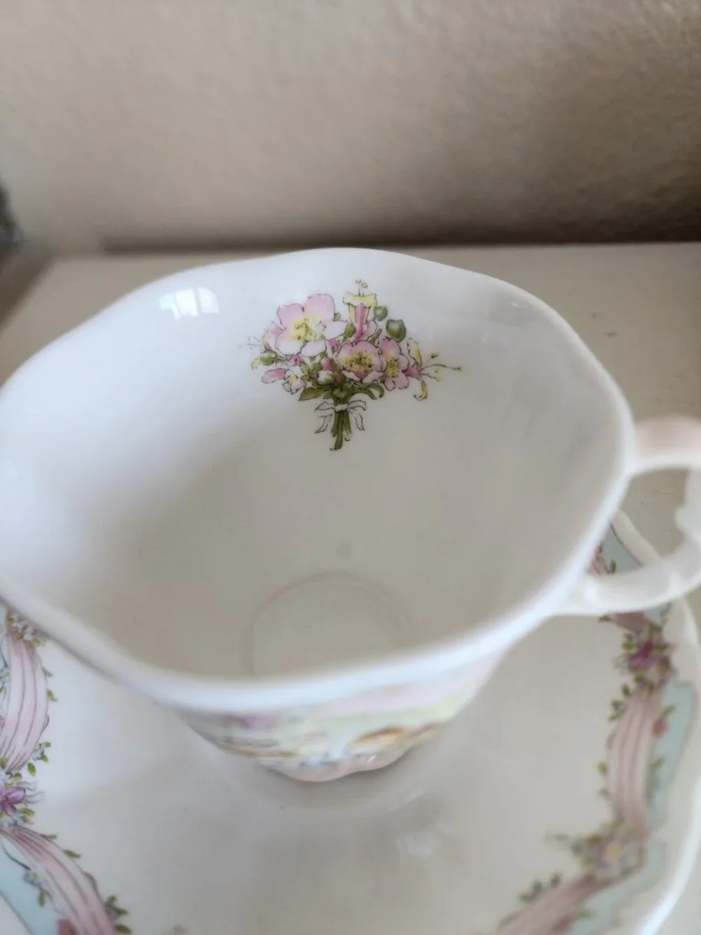 Royal Doulton Brambly Hedge Jill Barklem 1987 The Wedding Bone China Cup Saucer